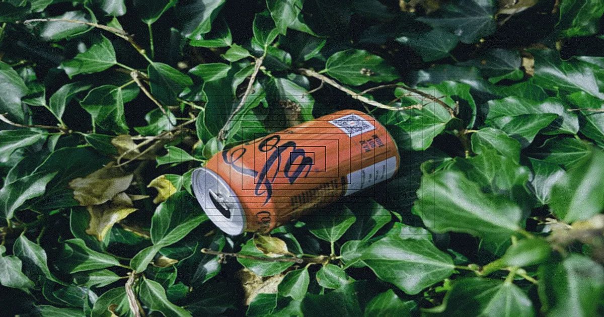 A top view of a creative painting project, illustrating art and crafts with colorful paint and brushes. — Foto: www.kaboompics.com / Pexels